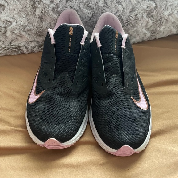 Nike Quest Running Workout Sneakers NEEDS Laces Sz 9 - Picture 2 of 8